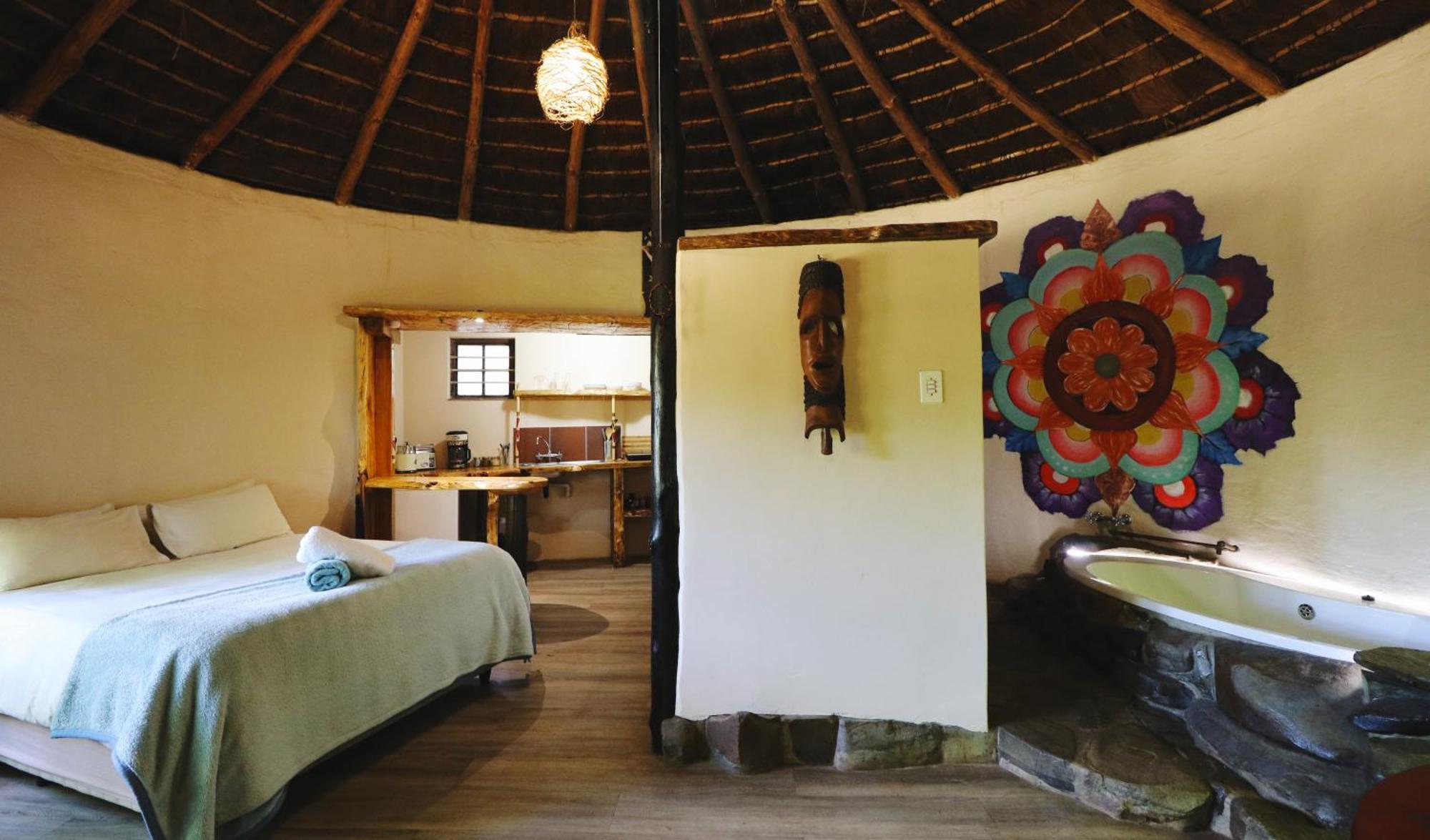 Away With The Fairies Nature Lodge And Backpackers 호그스백 외부 사진