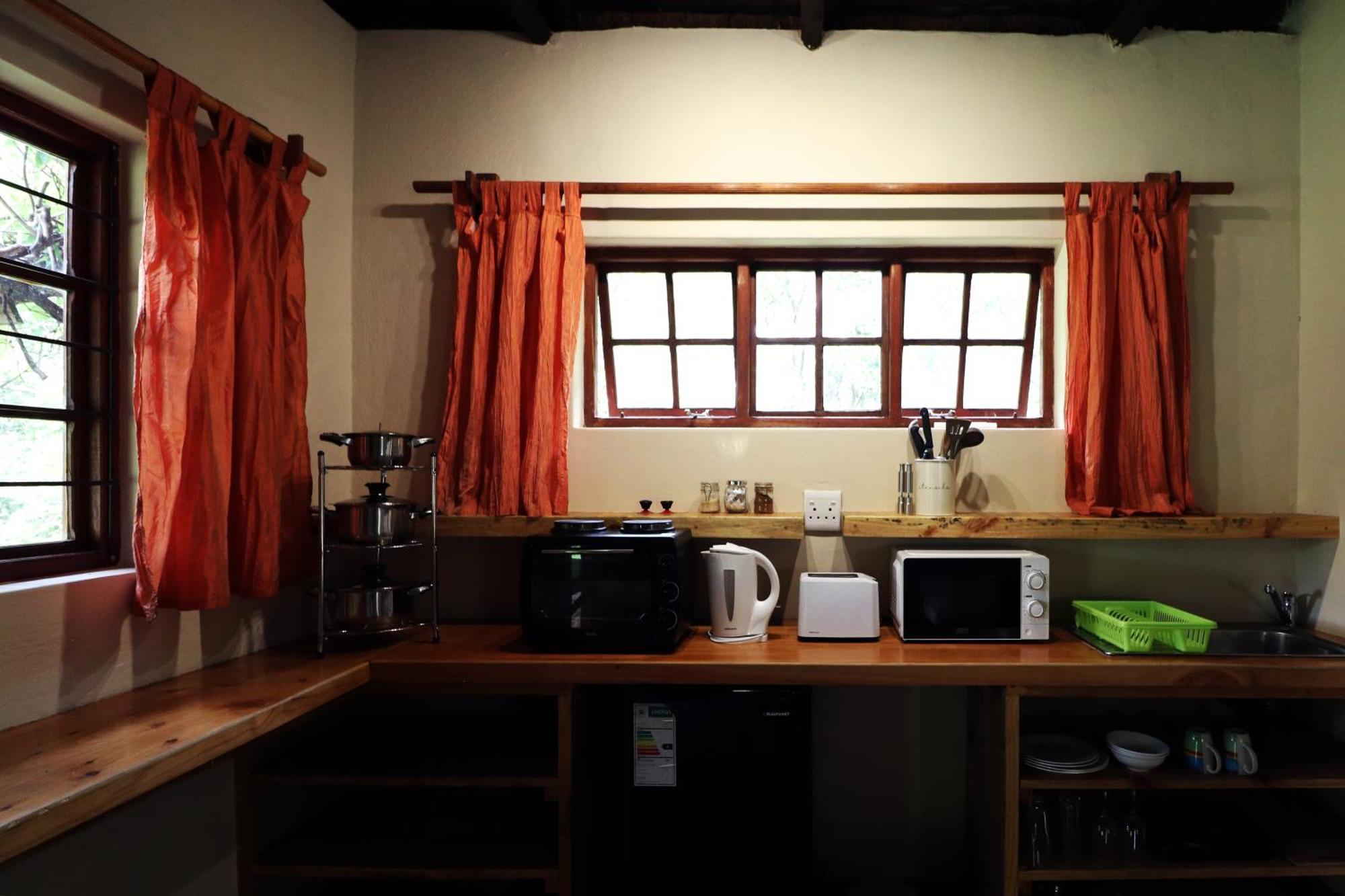 Away With The Fairies Nature Lodge And Backpackers 호그스백 외부 사진