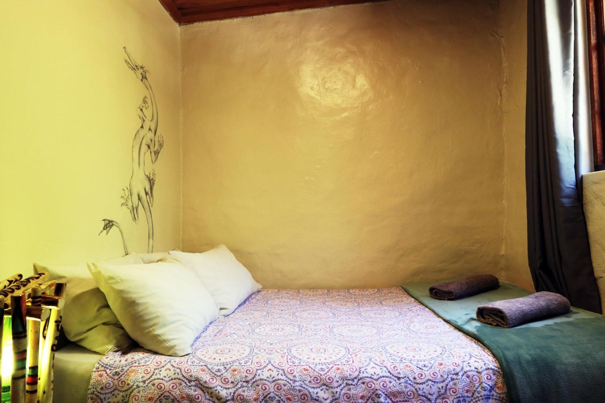 Away With The Fairies Nature Lodge And Backpackers 호그스백 외부 사진
